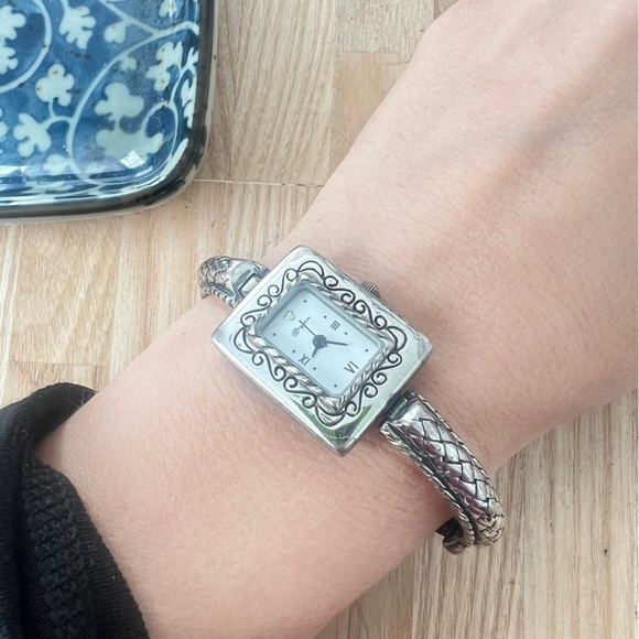 Brighton Arcadia silver tone and calf skin skinny strap watch NEW BATTERY